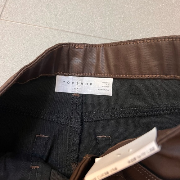 NWT- Topshop Jamie Jeans in Coated Brown - Picture 5 of 6